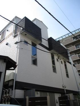 赤羽岩淵駅徒歩4分 木造 北区赤羽3丁目のアパート 外観