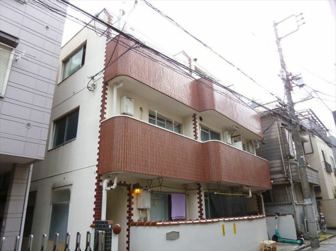 高円寺駅徒歩3分 RC造 杉並区高円寺北3丁目のマンション 外観