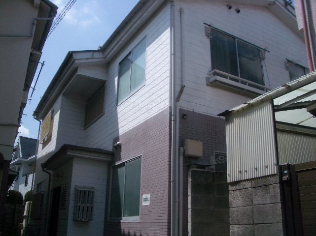 庚申塚駅徒歩4分 木造 豊島区西巣鴨2丁目のアパート 外観