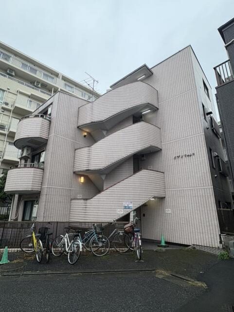 富士見台駅徒歩4分 RC造 練馬区貫井3丁目のマンション 外観