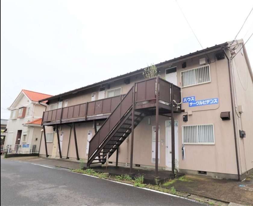 京成臼井駅徒歩8分 木造 佐倉市稲荷台2丁目のアパート 外観
