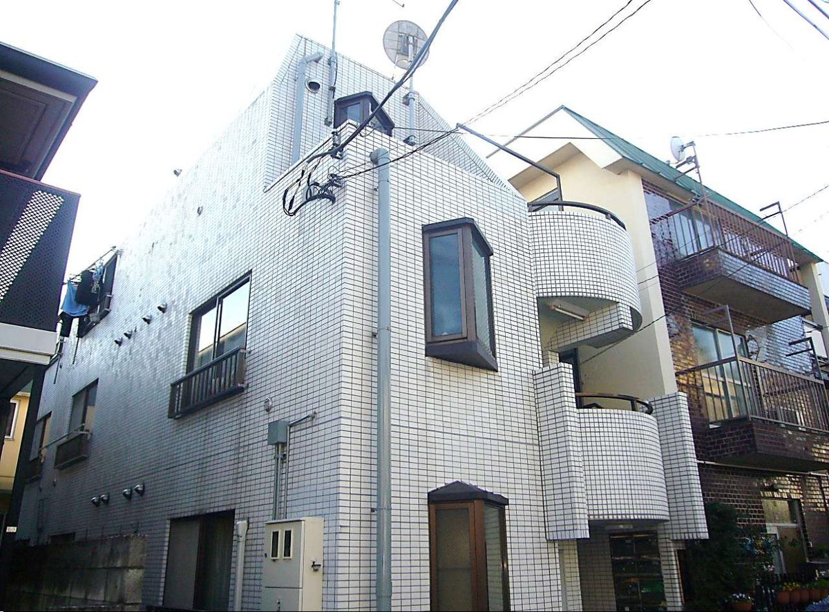 三鷹駅徒歩12分 RC造 武蔵野市吉祥寺南町2丁目のマンション 外観