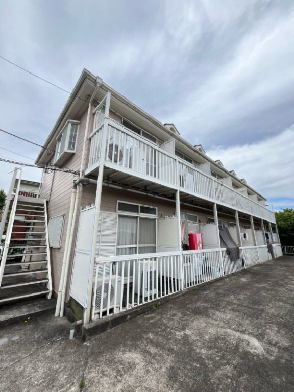 鶴川駅徒歩10分 木造 町田市大蔵町のアパート 外観